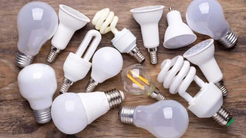 Want to know how to change a 2 pin halogen light bulb?