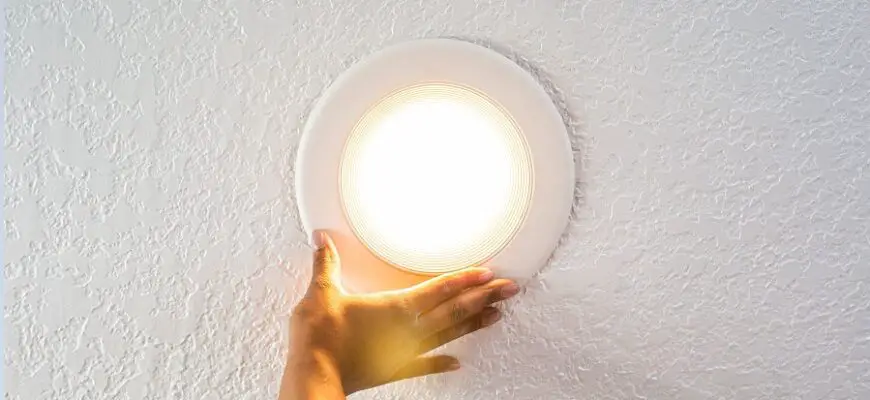 How to remove ceiling light cover no screws: top 11 steps